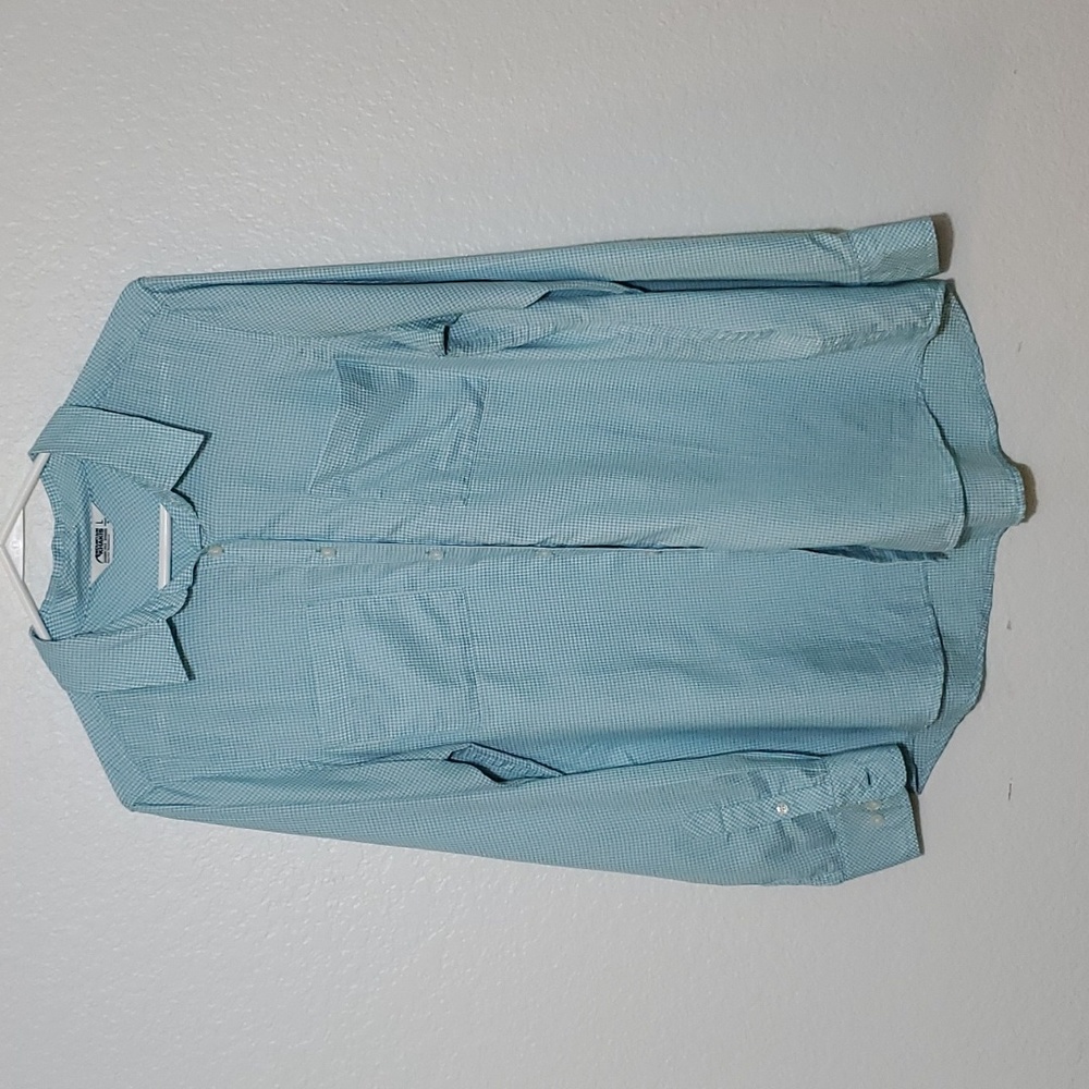 Mountain Khakis Blue plaid lightweight, relaxed fit button down, size L